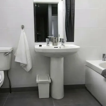 Family Friendly 50 Metres From The Seashore Apartment Galway